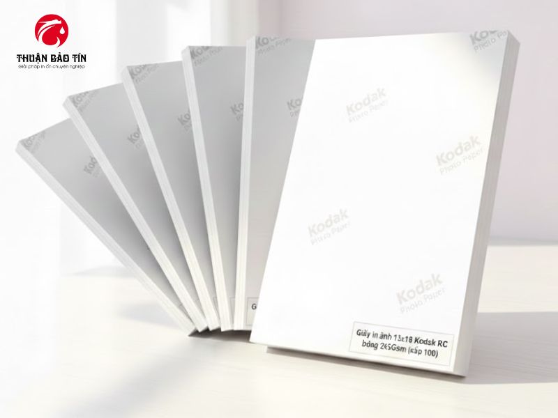 Giấy in ảnh Kodak khổ 13x18 được sử dụng in ảnh cưới và ảnh gia đình cao cấp.