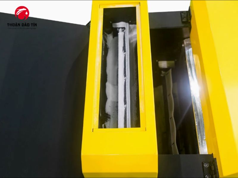 Thành phẩm áo thun sau khi ép từ máy in PET chuyển nhiệt khổ 30cm