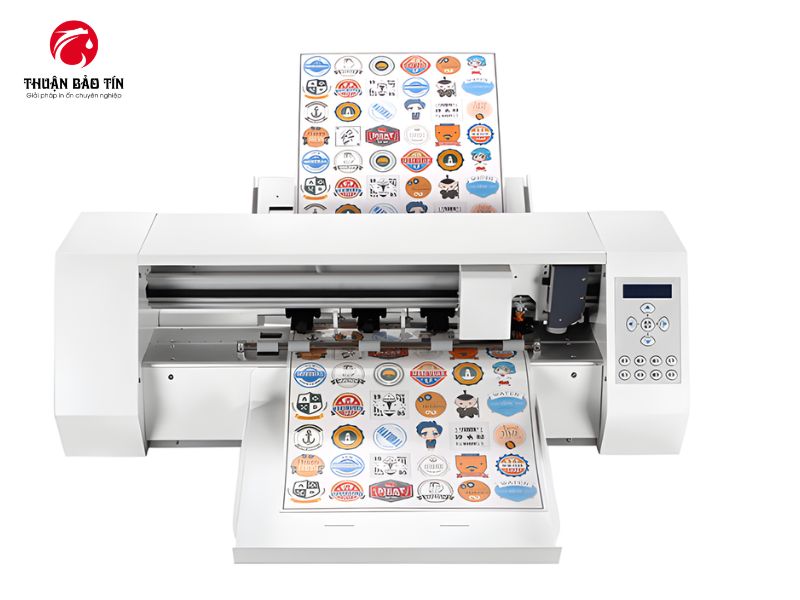 Máy cắt bế Decal A330 khổ A3 tự động dùng để cắt tem nhãn và sticker chính xác.
