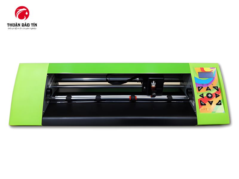 Máy cắt bế Decal ART 360 hỗ trợ cắt decal giấy, decal nhựa và decal phản quang.