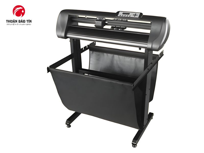 Máy cắt bế Decal Hobby HBC 720 thiết kế chắc chắn cho xưởng quảng cáo.