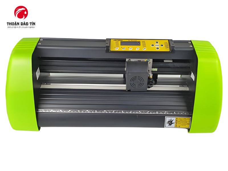 Máy cắt bế Decal Refine AC-450 khổ A3 thiết kế chắc chắn, phù hợp cho xưởng in và cửa hàng quảng cáo.