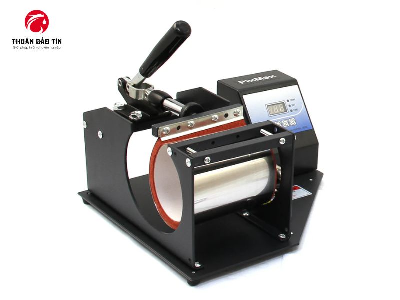 Ứng dụng máy ép ly sứ trong sản xuất ly quà tặng số lượng lớn