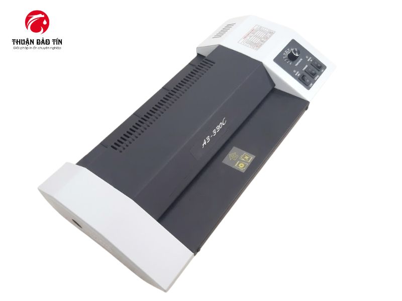 Sử dụng máy ép Plastic Laminator 330C bền đẹp, chống nước